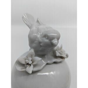 Kromer - Bird on Ball Figurine